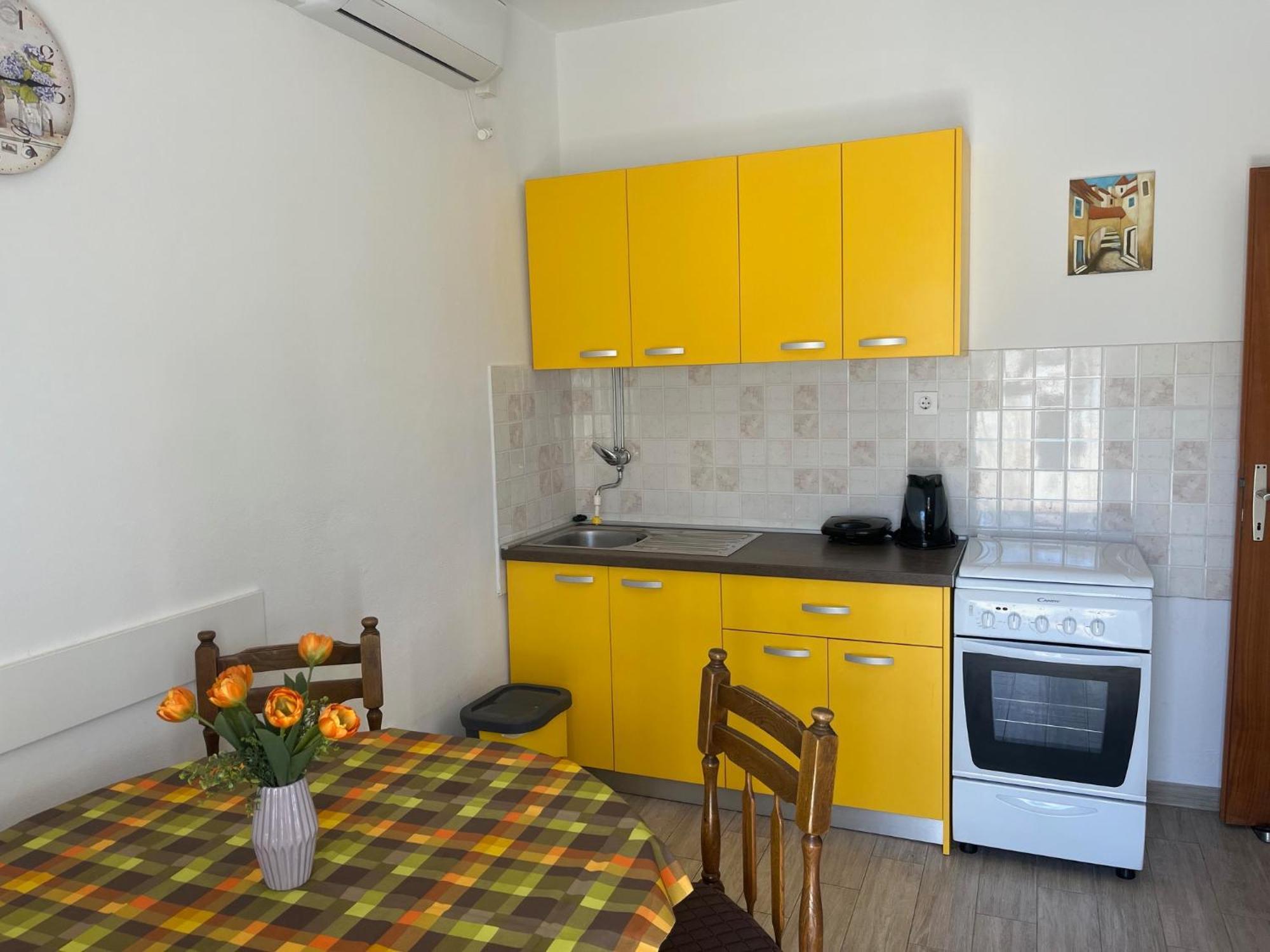Apartmani Mila Pag Town Exterior foto