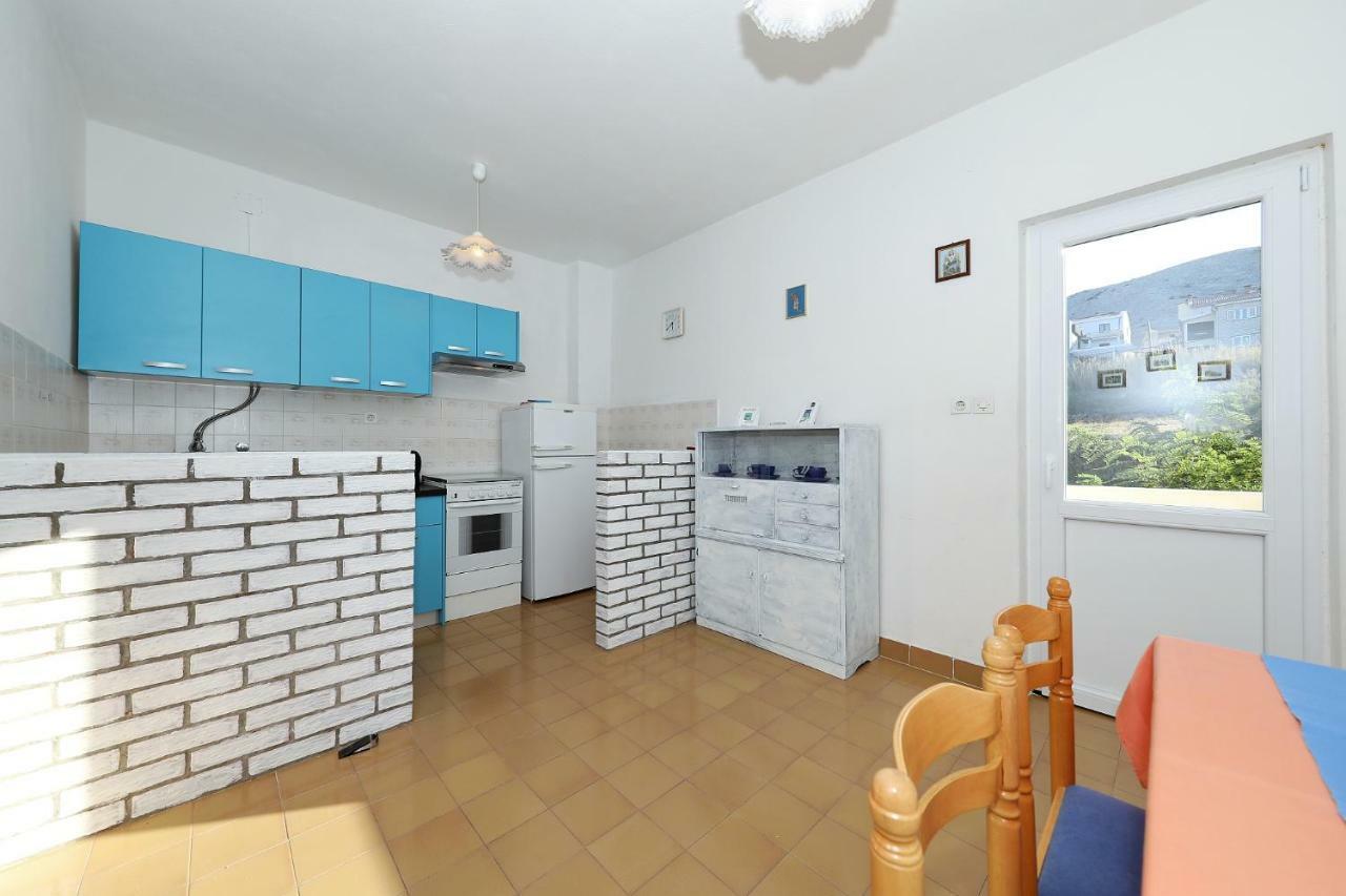 Apartmani Mila Pag Town Exterior foto
